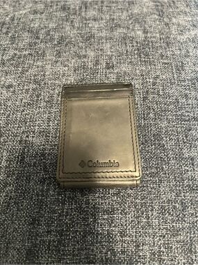 Columbia Men's Leather Magnetic Card Holder Wallet